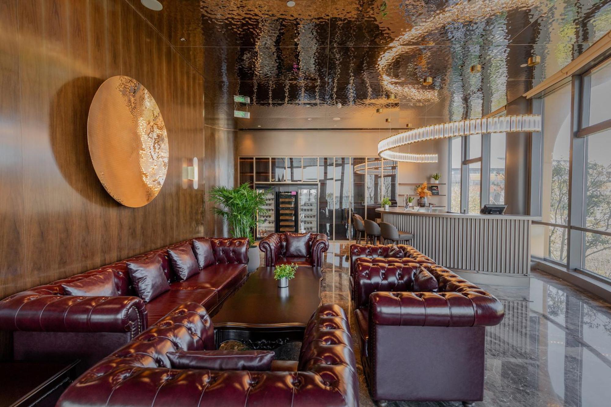 上海滴水湖皇冠假日酒店 南汇 外观 照片